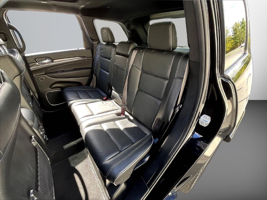 Used 2020 Black Jeep Overland image 24