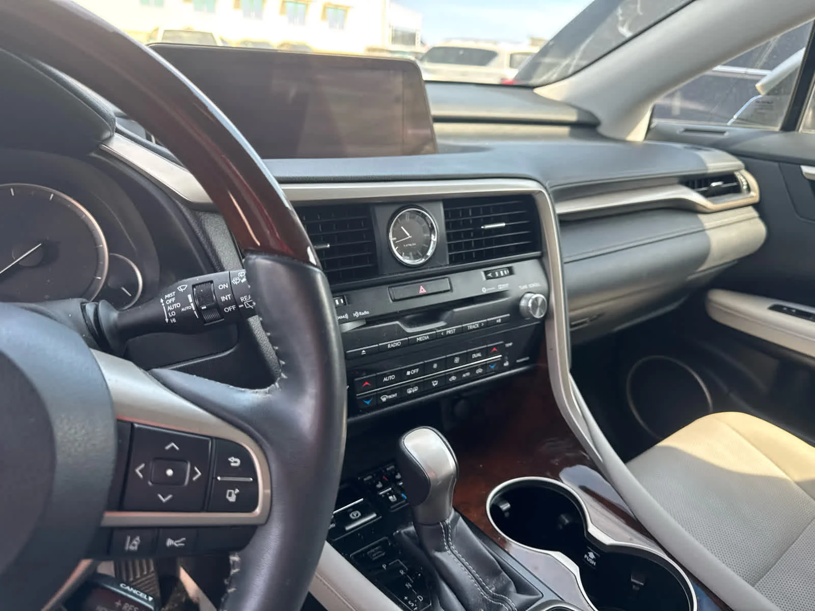 Certified Used 2019 Atomic Silver Lexus  image 13