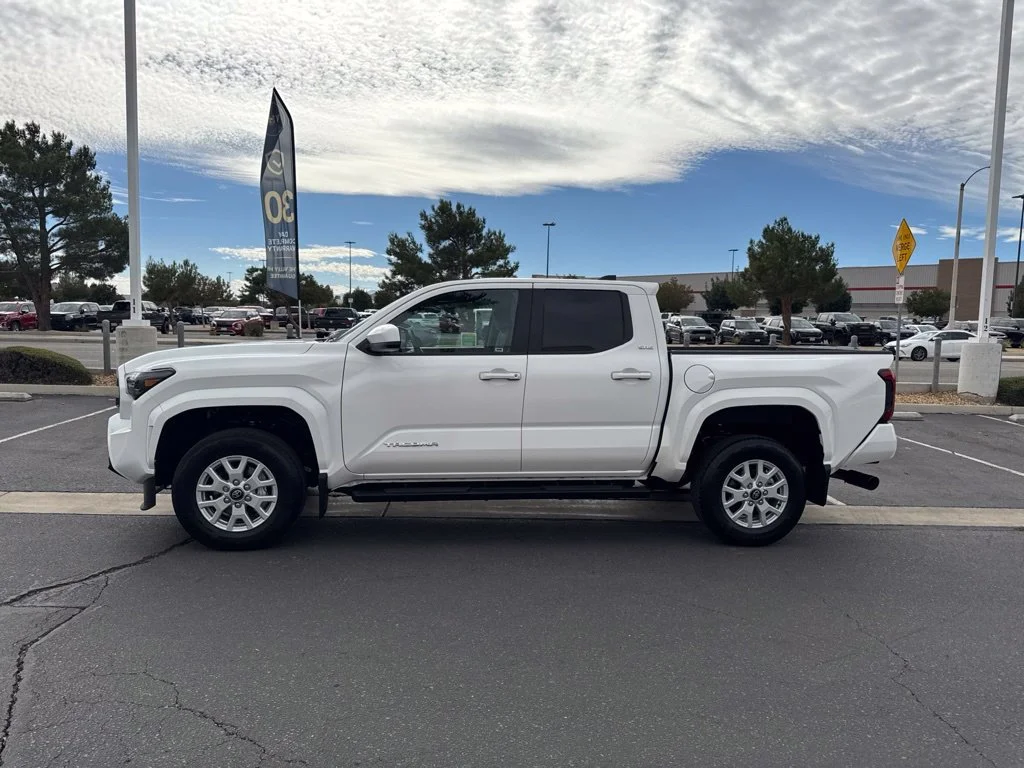 Used 2025 White Toyota SR5 image 2