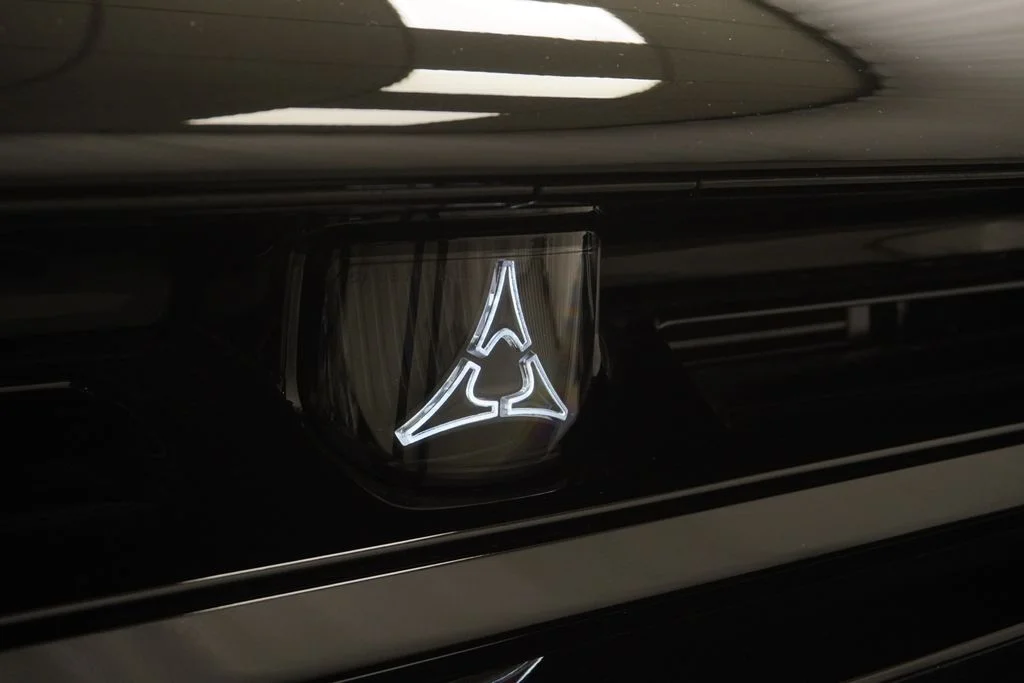 New 2026 Diamond Black Crystal Pearlcoat Dodge Scat Pack image 8