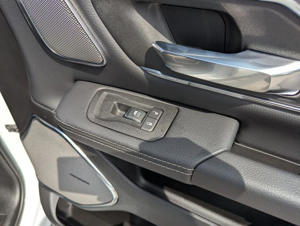 2026 RAM 1500 Laramie - Photo 35