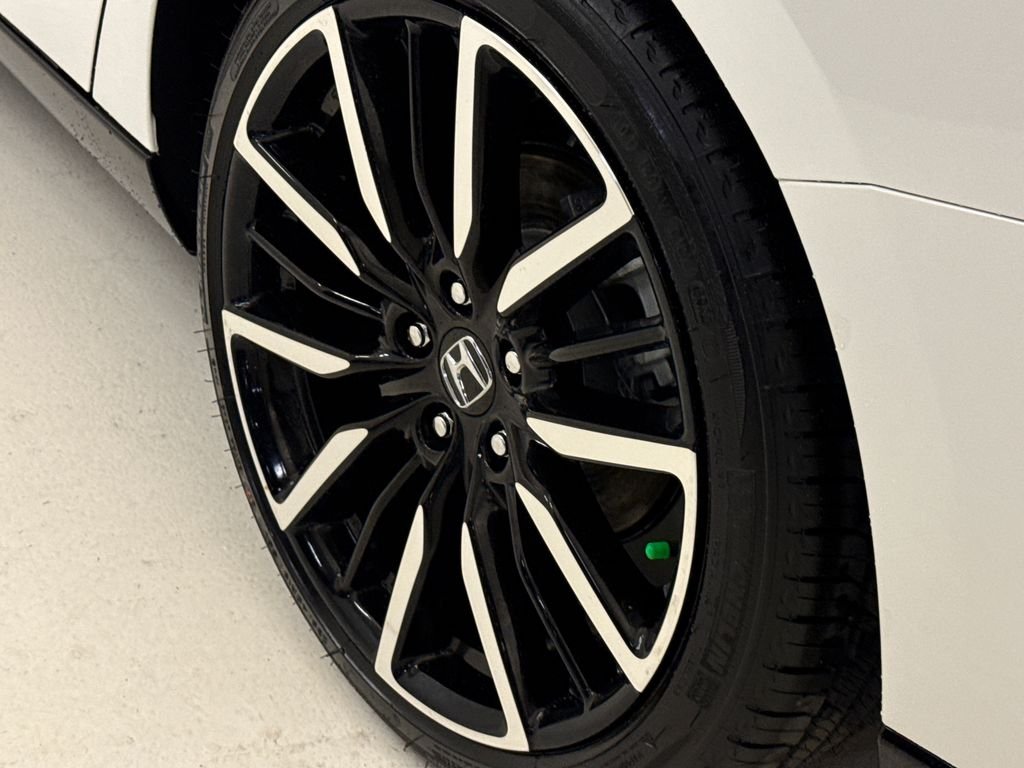 2026 Honda Accord Hybrid Touring - Photo 11
