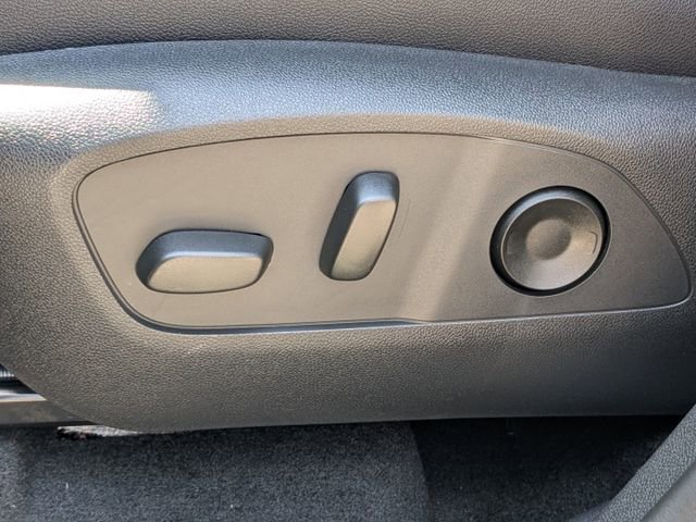 2025 Chevrolet Traverse LT - Photo 22