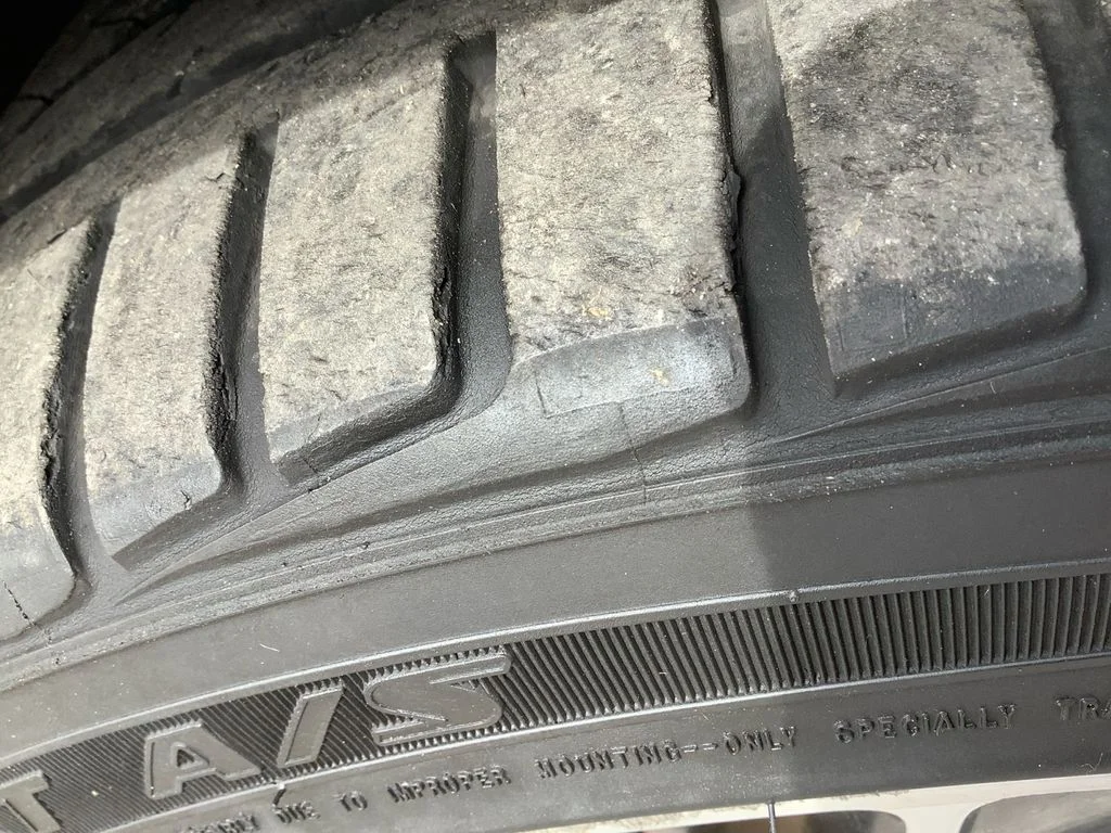 Used 2019 Blue Toyota XSE image 28