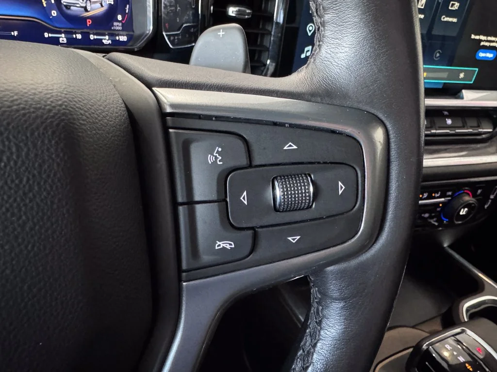 2023 Chevrolet Silverado 1500 LTZ - Photo 17