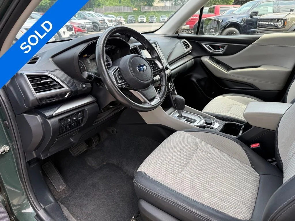 Used 2023 Green Subaru Premium image 22