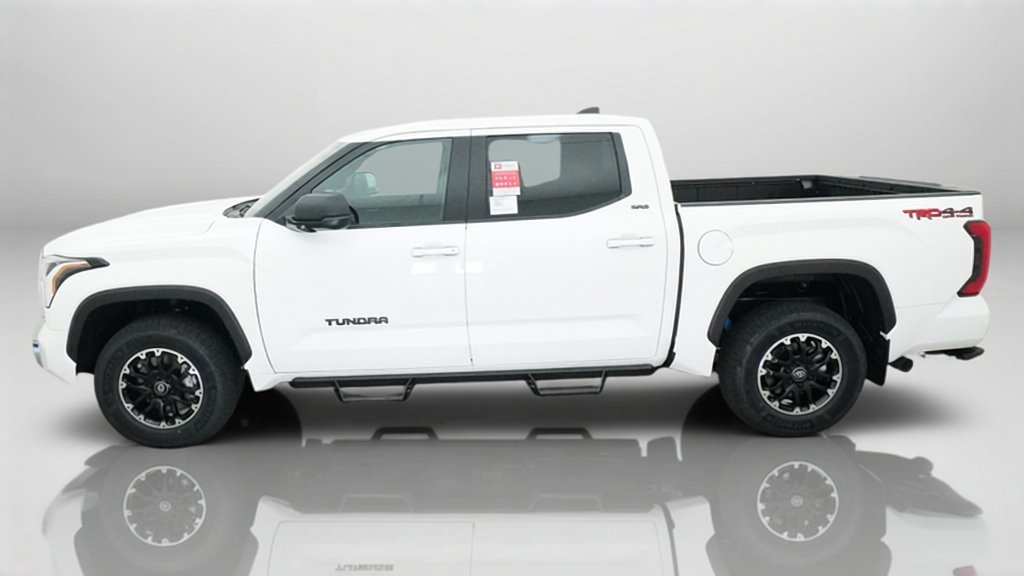 New 2026 Ice Cap Toyota SR5 image 2
