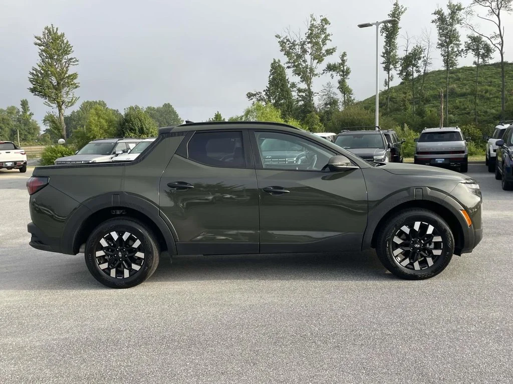 Used 2026 Rockwood Green Hyundai SEL image 29