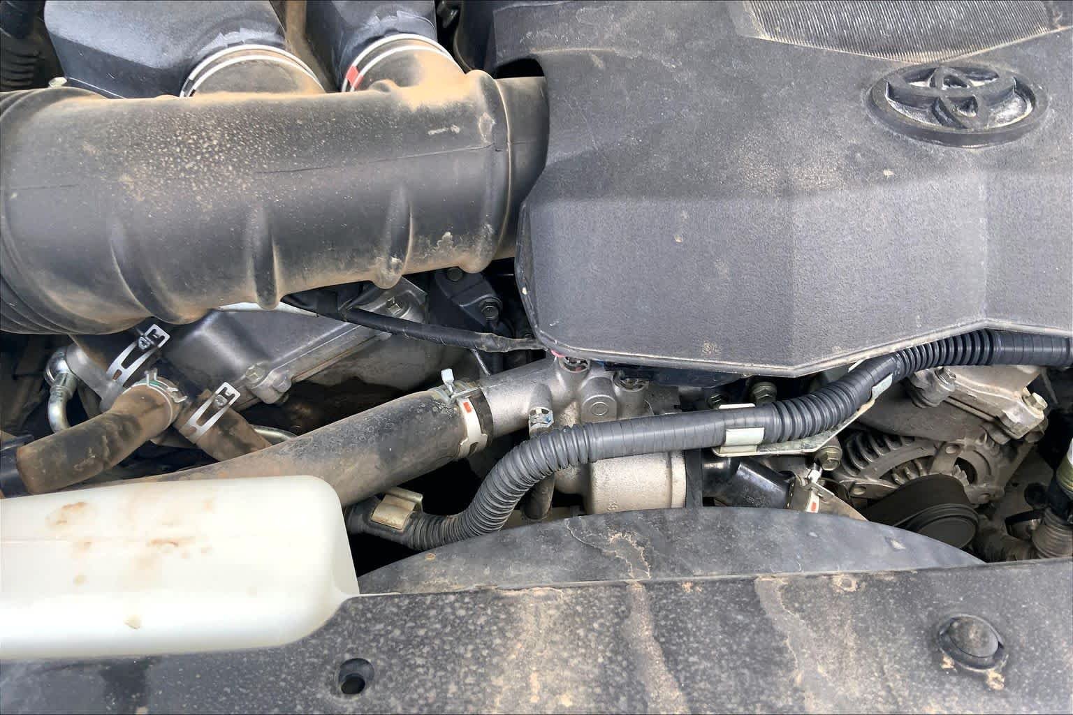Used 2014 Iceberg Toyota  image 32