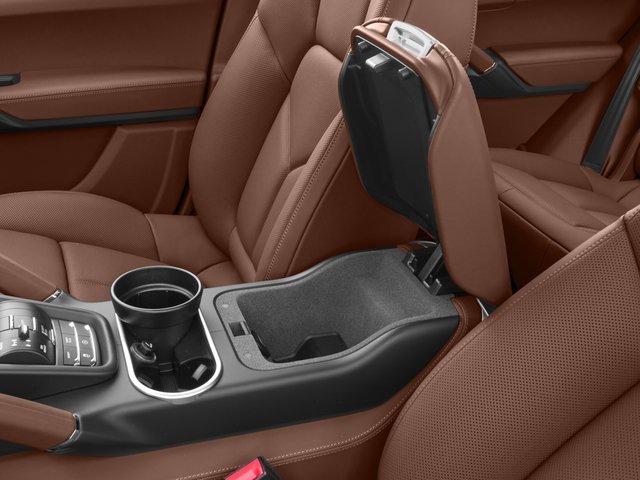 Used 2017  Porsche  image 15