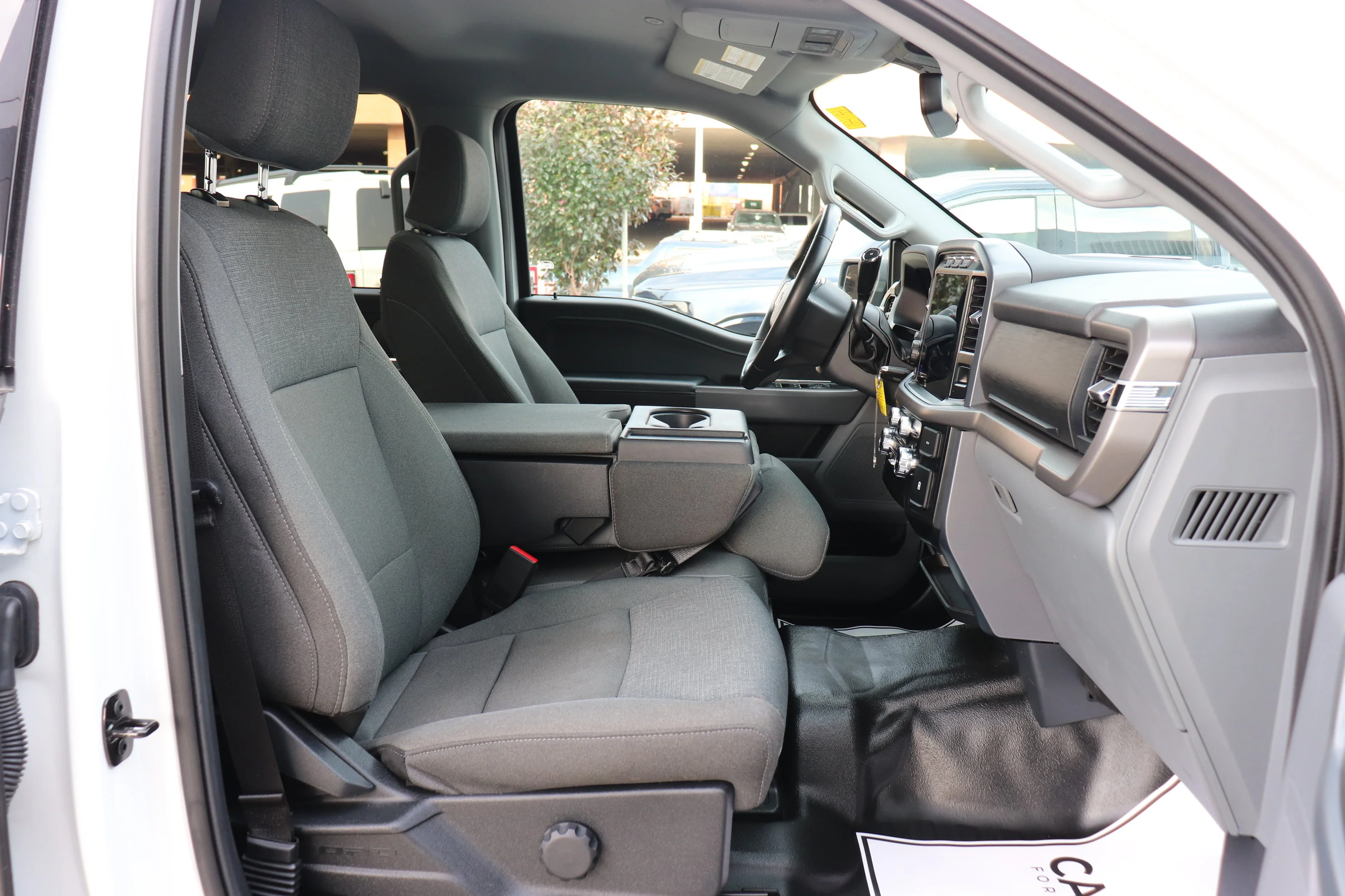 Certified Used 2024 OXFORD WHITE Ford XLT image 7