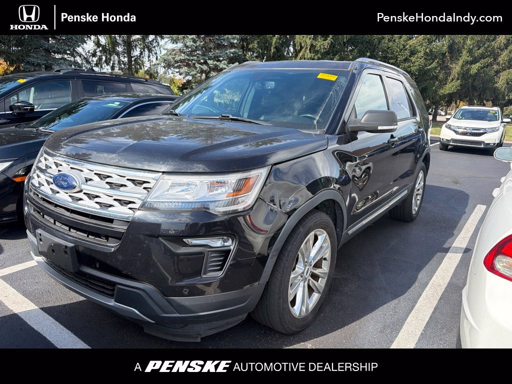 Used 2019 Black Metallic Ford XLT image 1