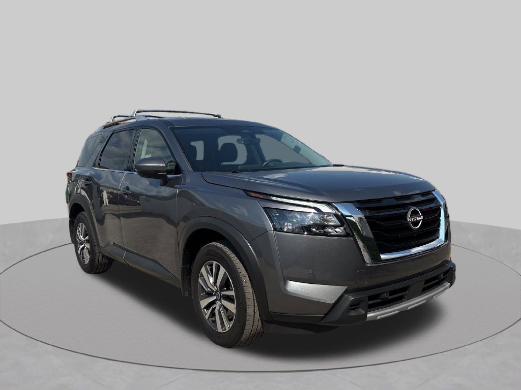 Used 2025 Gray Nissan SL image 39