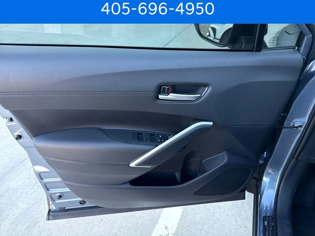 Pre-Owned 2025 Toyota Corolla Cross XLE