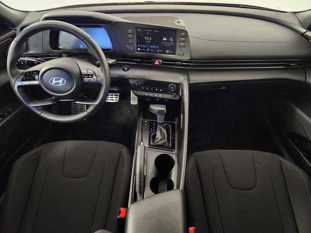 Certified Used 2025 Red Hyundai SEL Sport image 13