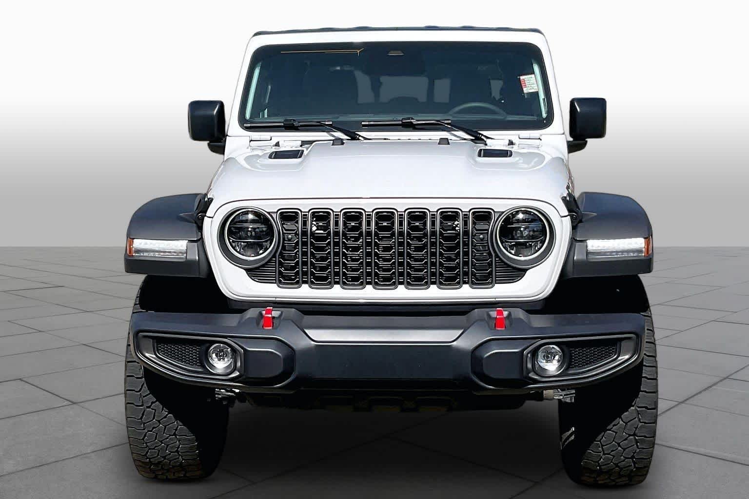 Used 2026 Bright White Clearcoat Jeep Rubicon image 4