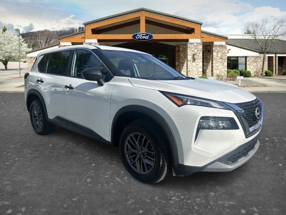 Certified Used 2023 Glacier White Nissan S image 3