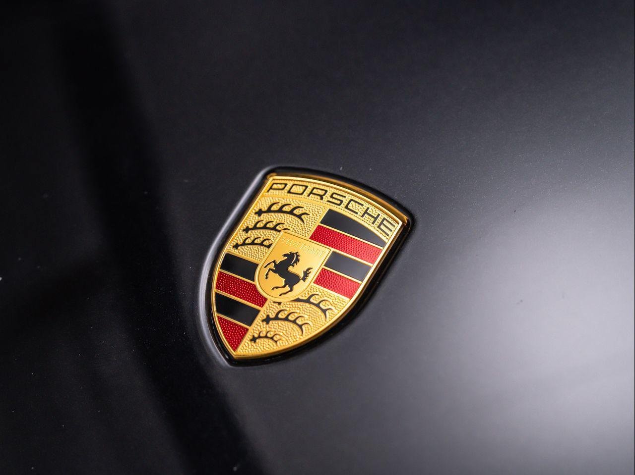 Used 2016 JET BLACK METALLIC Porsche Carrera image 19