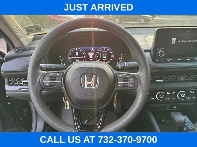Used 2025 Crystal Black Pearl Honda SE image 12