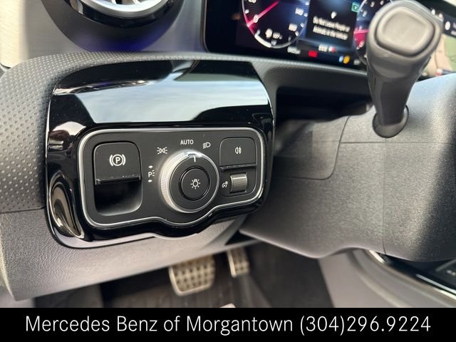 Certified Used 2025 White Mercedes-Benz CLA 250 image 14