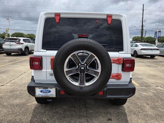 Used 2021 Bright White Clearcoat Jeep Unlimited Sahara image 4