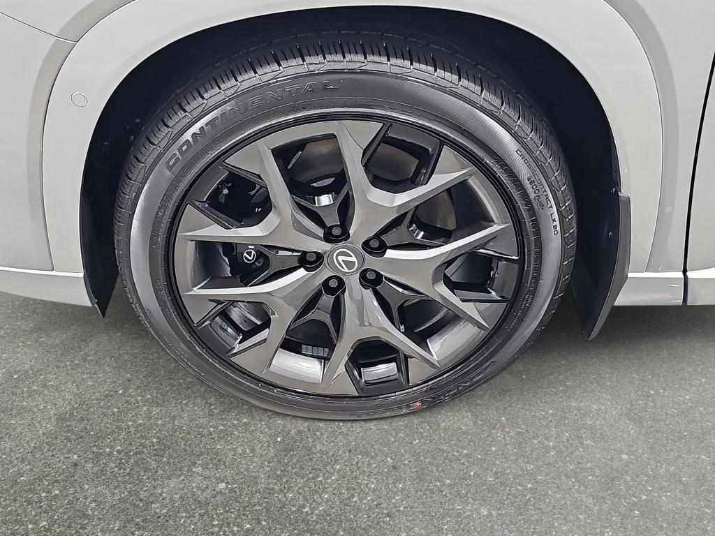 New 2026 Celestial Silver Metallic Lexus F SPORT PERFORMANCE PREMIUM AWD image 30