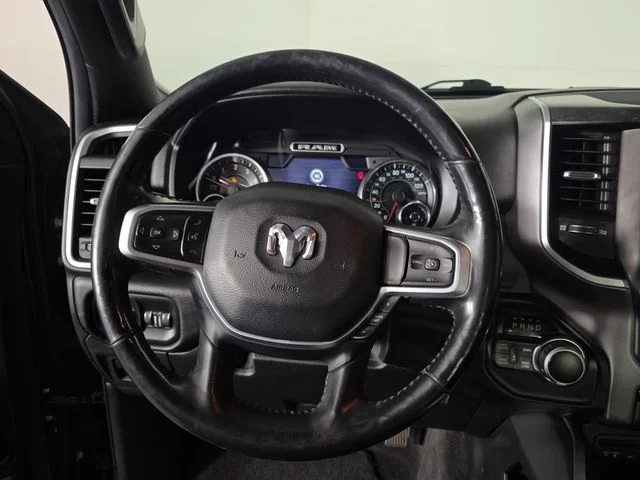 Used 2019 Diamond Black Ram Big Horn/Lone Star image 13
