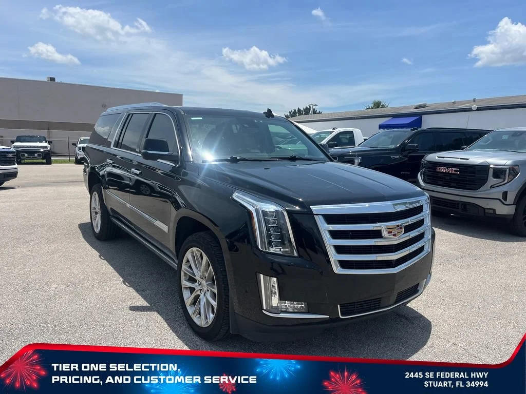 Used 2020 BLACK RAVEN Cadillac Premium Luxury image 3