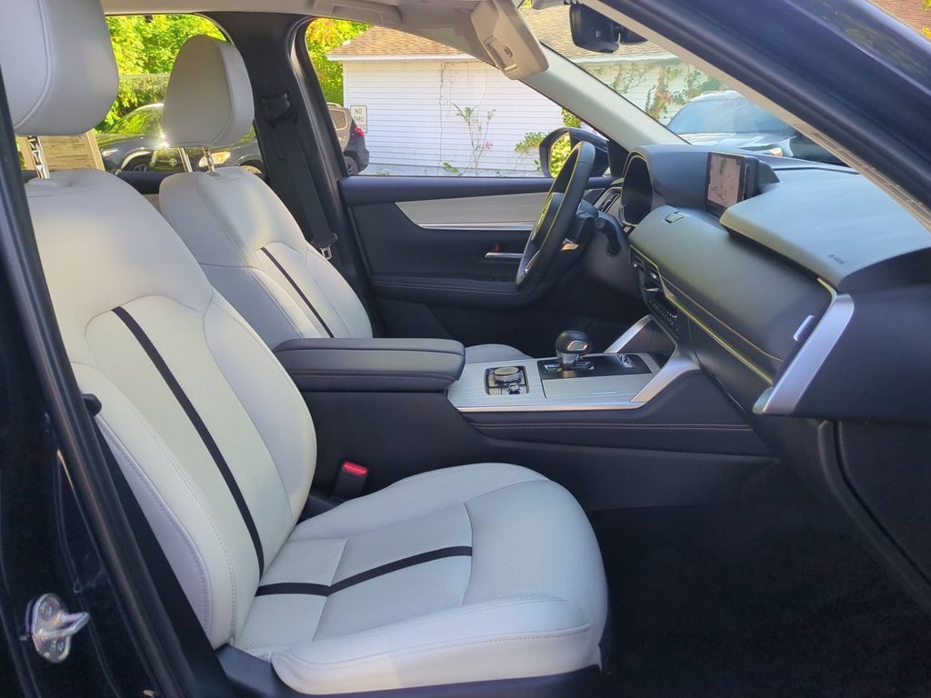 Certified Used 2024 Blue Mazda 3.3 Turbo Premium image 29