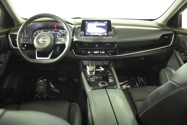 Used 2023 Gray Nissan SL image 26