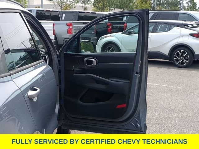 Used 2023 Silver Kia S image 43