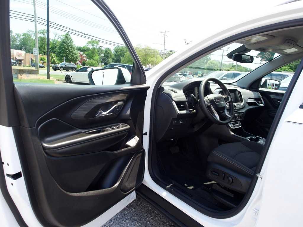 Certified Used 2024 Summit White GMC SLE image 13