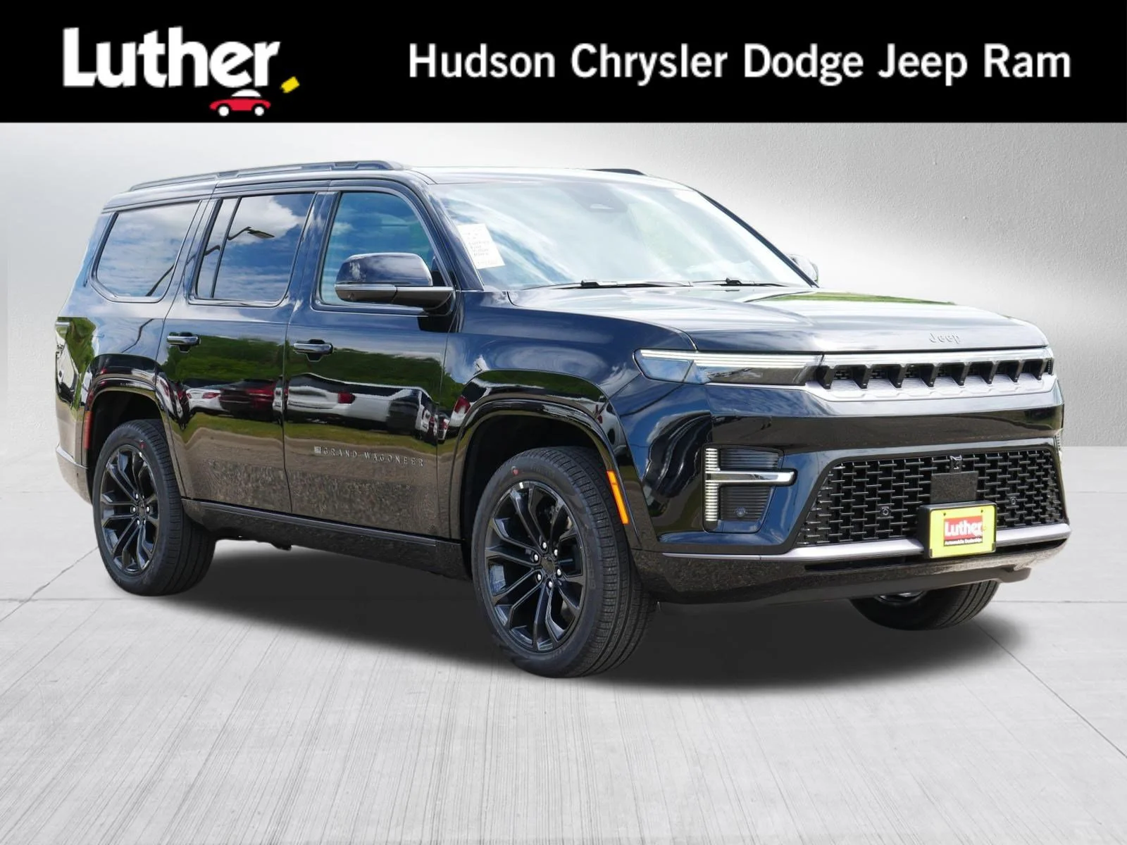 New 2026 High Gloss Black Exterior Paint Jeep Summit Obsidian image 1
