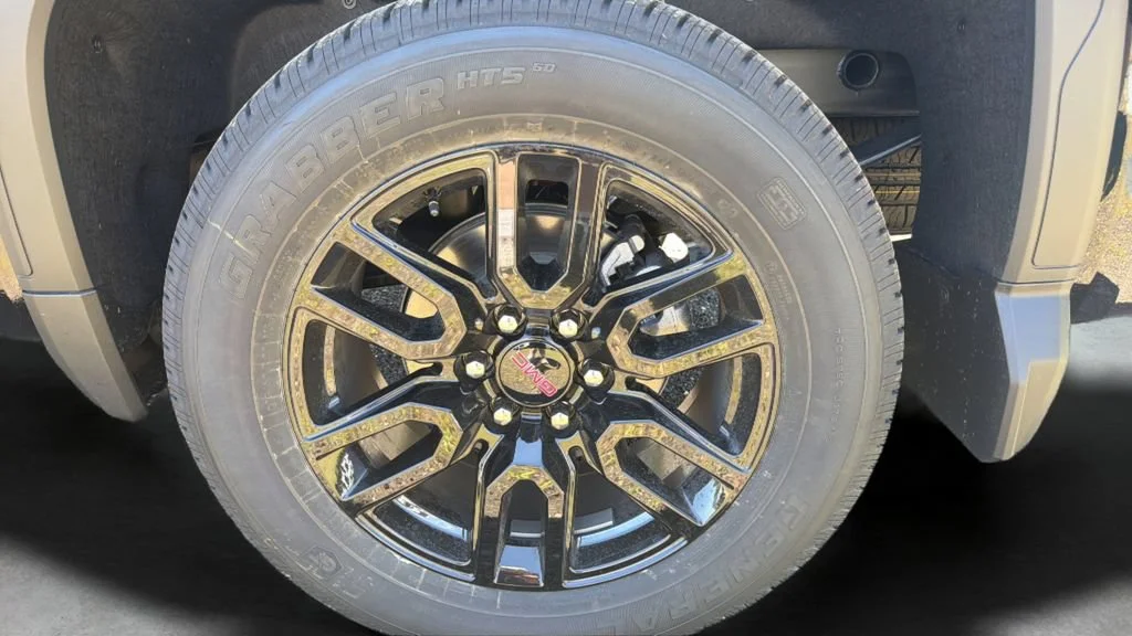 New 2026 Onyx Black GMC Elevation image 20