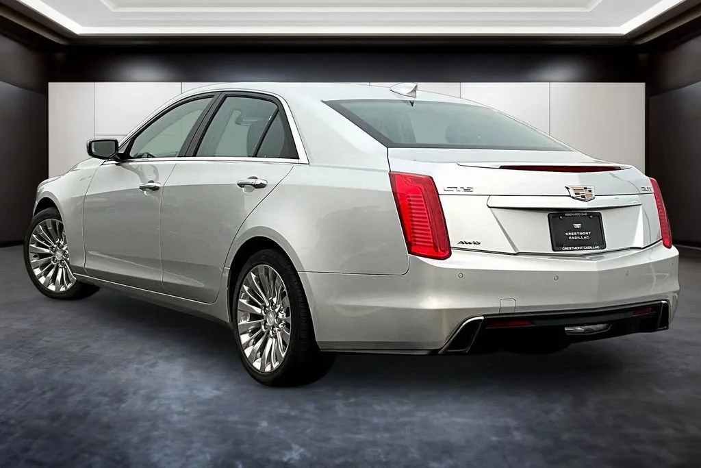 Used 2018 RADIANT SILVER METALLIC Cadillac Luxury AWD image 4