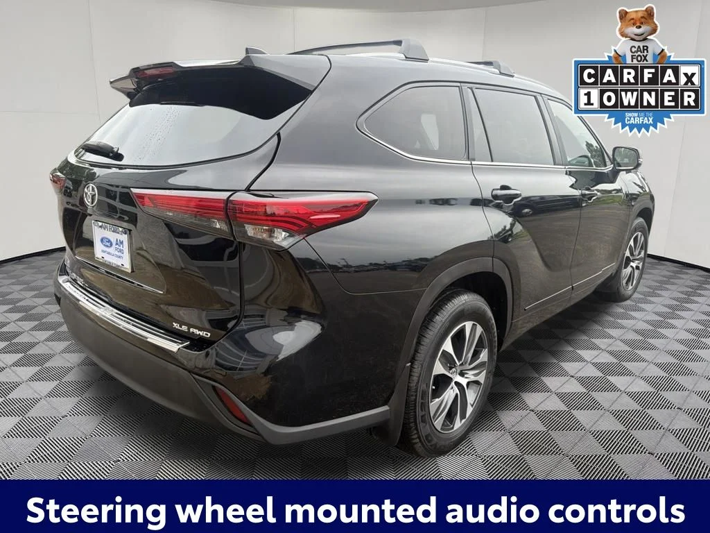 Used 2023 Midnight Black Metallic Toyota XLE image 7