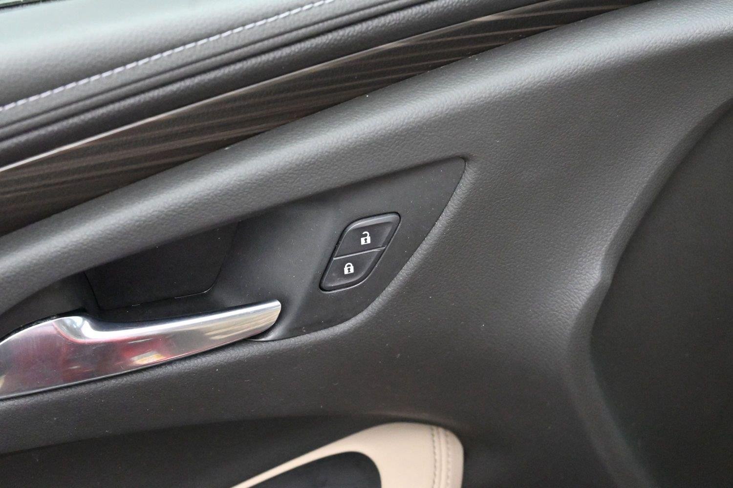 Used 2019 Chili Red Metallic Buick Preferred image 10