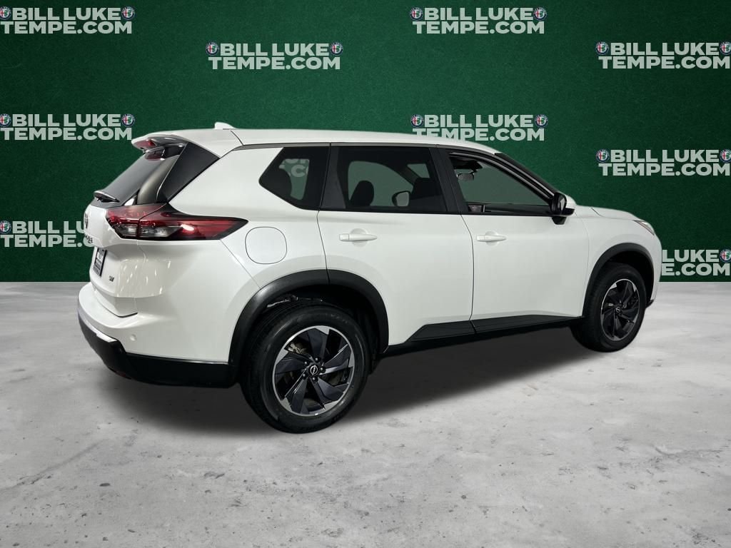 2024 Nissan Rogue SV - Photo 5