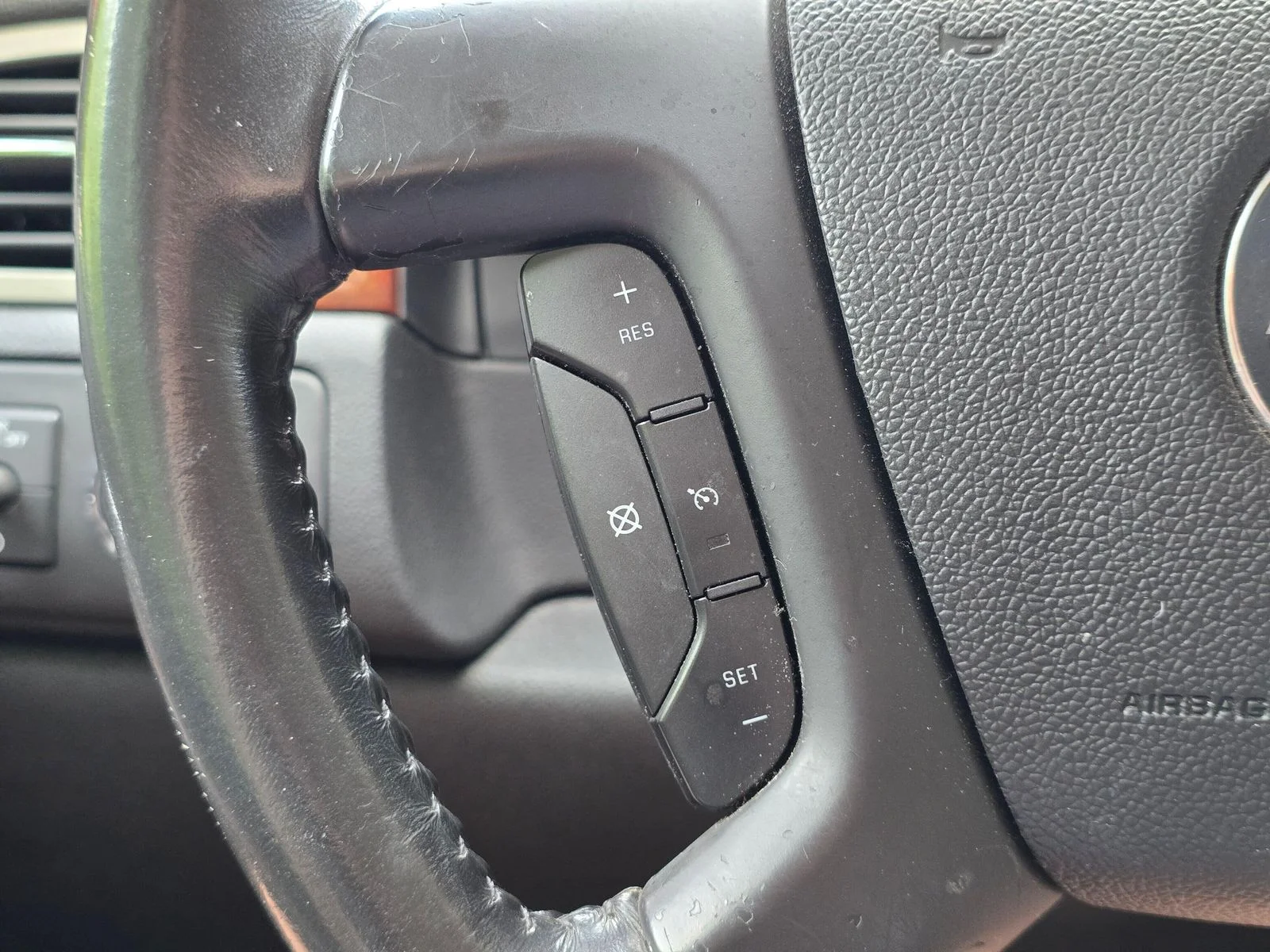 Used 2009 Victory Red Chevrolet LT image 18
