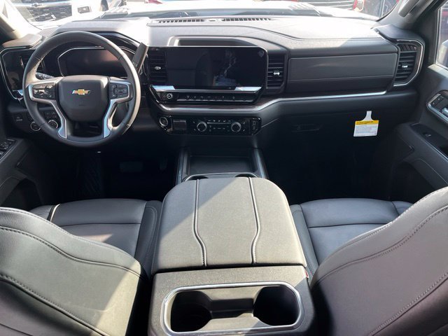 Used 2026 Summit White Chevrolet LT image 16