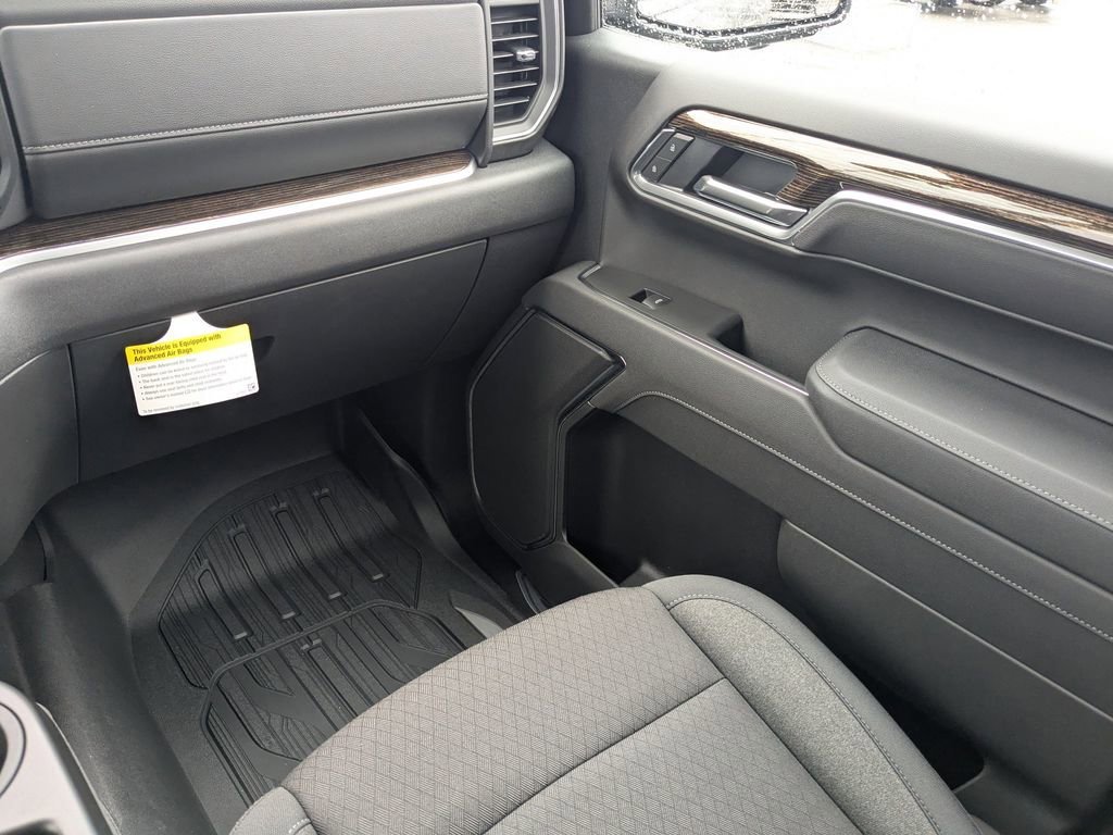 2026 GMC Sierra 1500 SLE - Photo 17