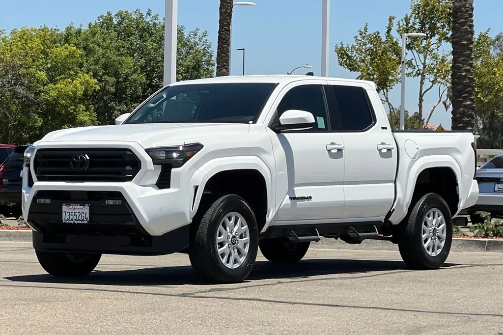 Certified Used 2025 White Toyota SR5 image 10