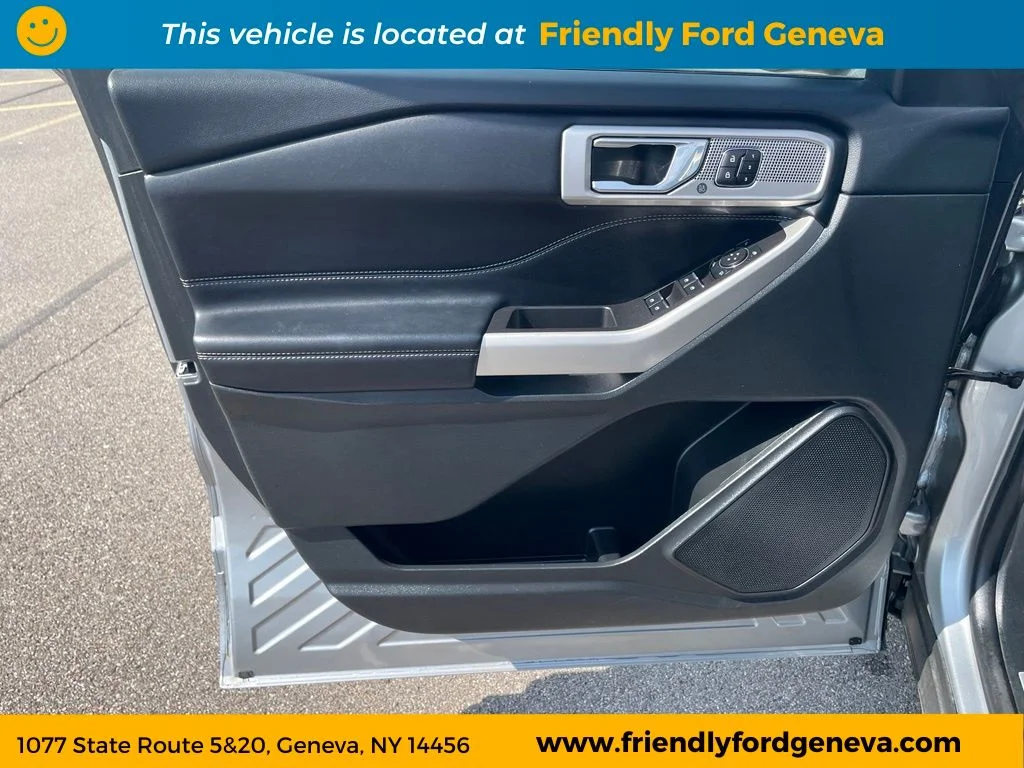 Used 2023 Iconic Silver Metallic Ford Limited image 49
