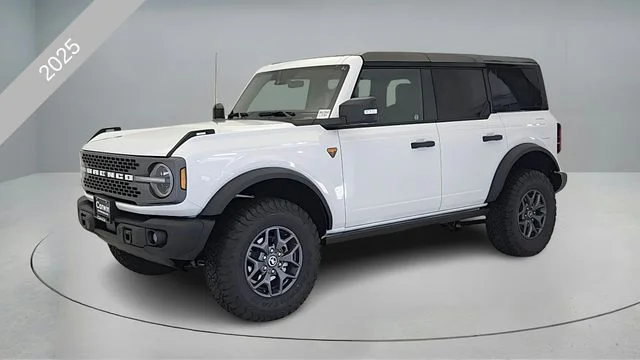 2025 Ford Bronco 4-Door Badlands - Photo 3