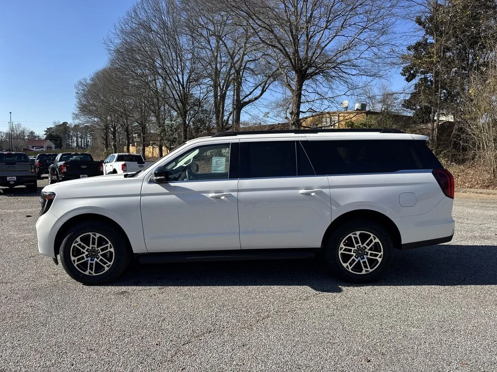 New 2026 Star White Metallic Tri-Coat Ford Active image 4