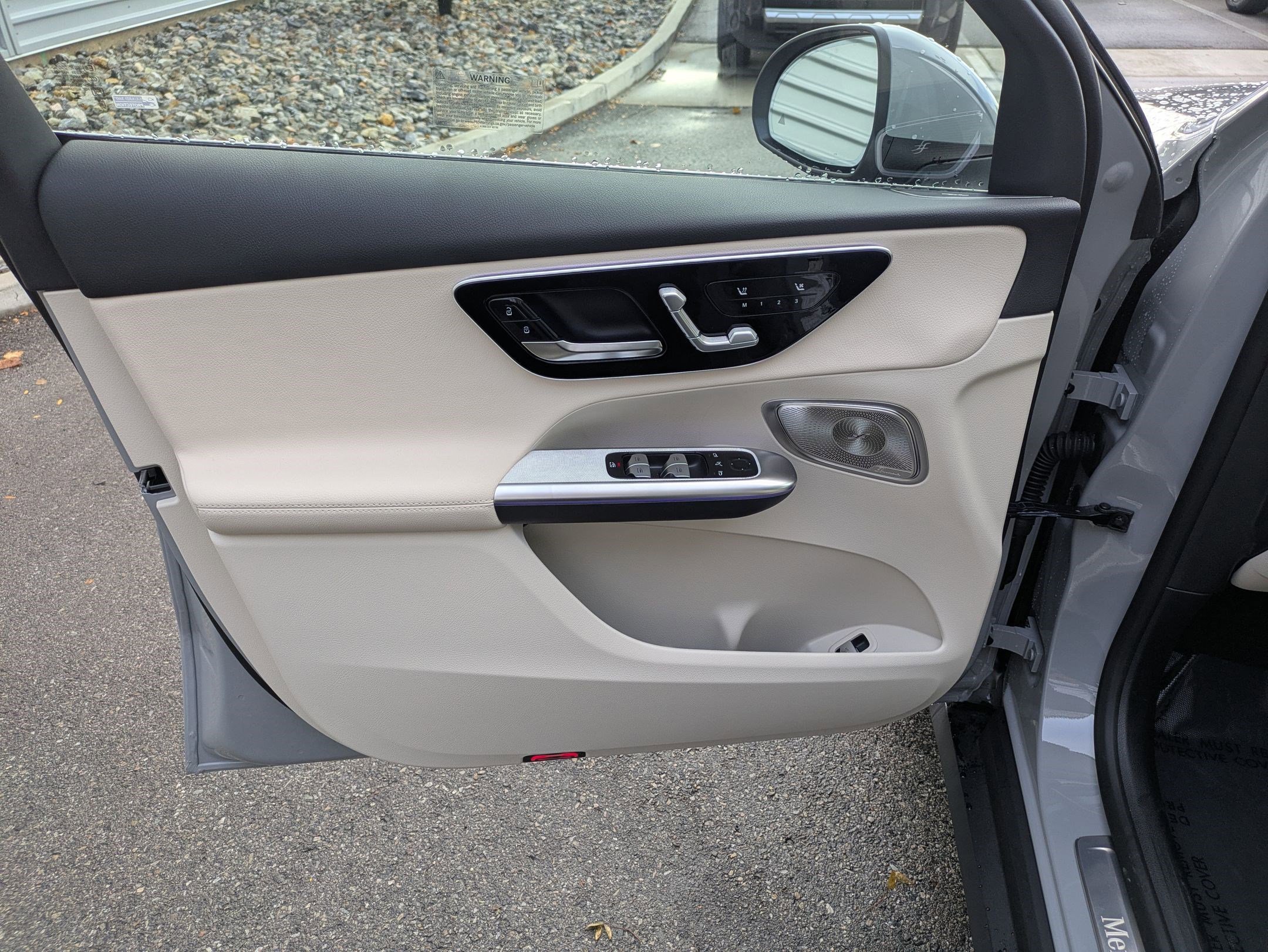 New 2026 MANUFAKTUR Alpine Grey Mercedes-Benz GLC 300 image 10