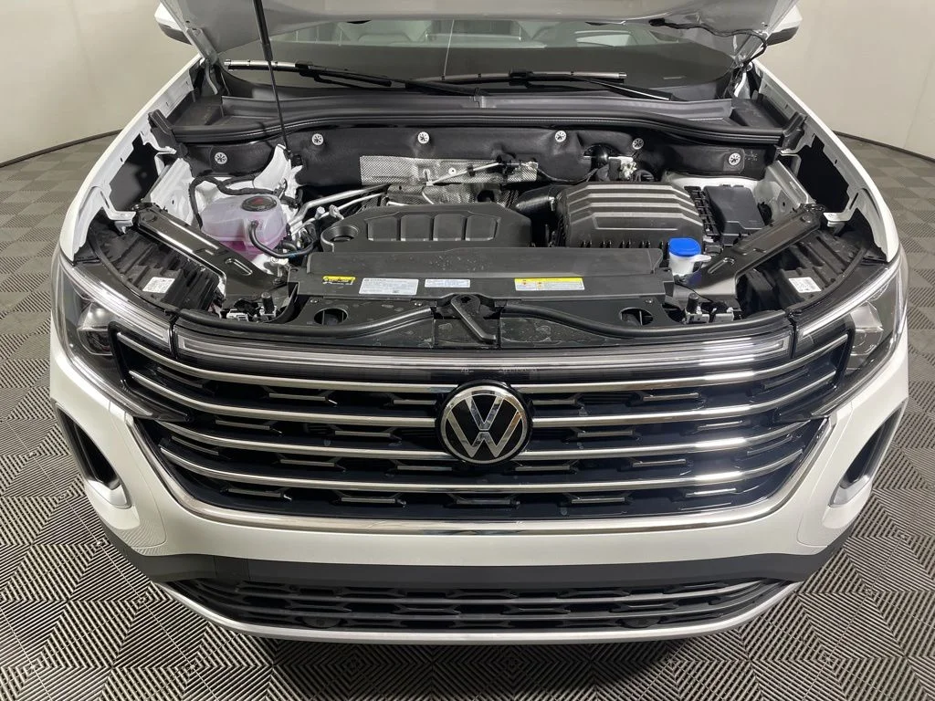 New 2026 White/off-white Volkswagen 2.0T SEL image 26