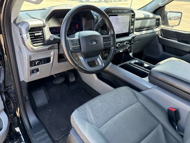 Used 2024 Black Ford XLT image 35