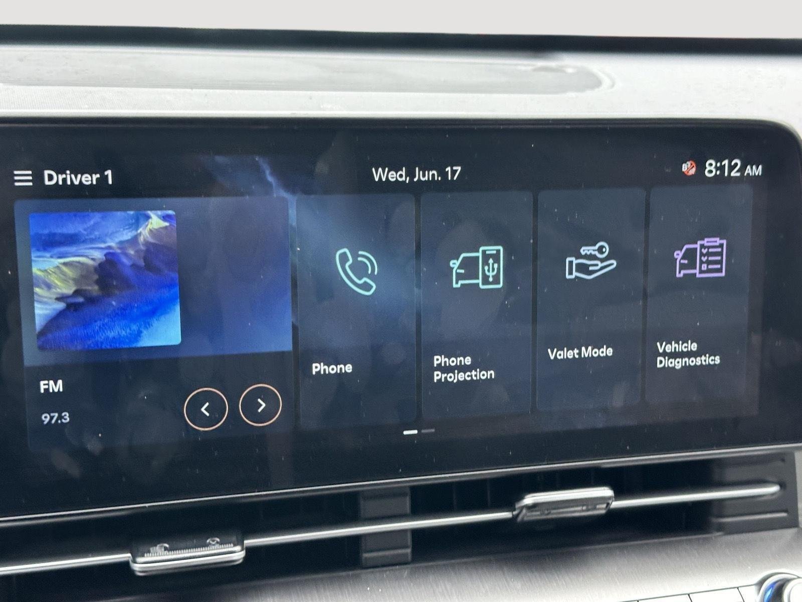 Used 2025 Abyss Black Pearl Hyundai SEL image 12