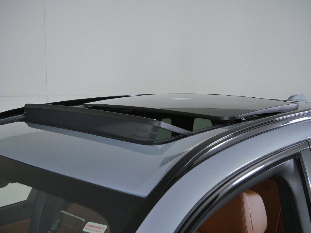 Used 2026 Brooklyn Grey Metallic BMW xDrive40i image 18